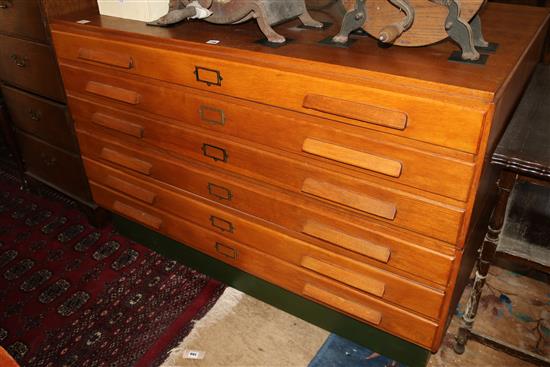 Plan chest, fitted six long drawers, in two sections